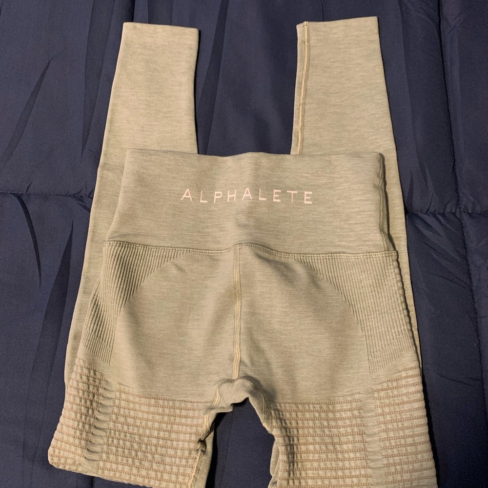 Alphalete leggings, light green, like new. Size small. Length 32 inches.